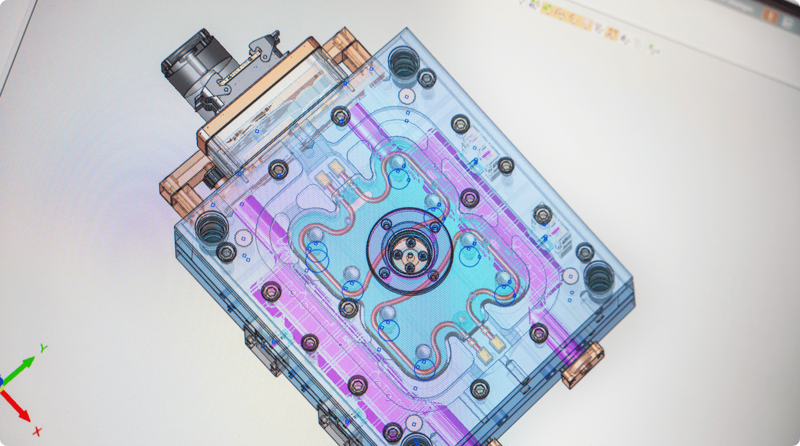 Smipa: lavorazioni di precisione sugli stampi